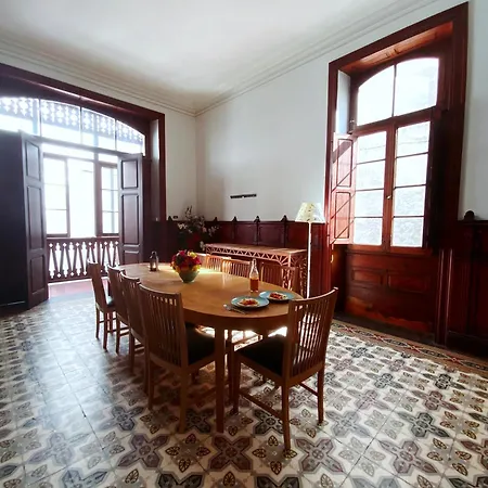 Comfortable In Historic Casa Quesada Shared House * Las Palmas de Gran Canaria