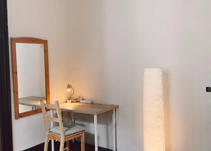 Comfortable In Historic Casa Quesada Shared House