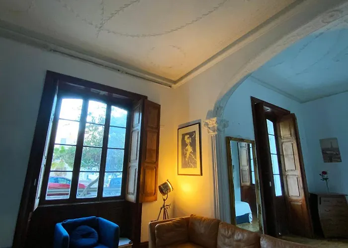 Comfortable In Historic Casa Quesada Shared House Zajazd Las Palmas de Gran Canaria