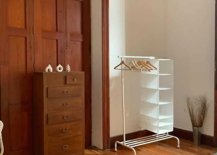 Comfortable In Historic Casa Quesada Shared House Zajazd