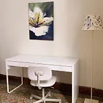 Comfortable In Historic Casa Quesada Shared House Πανδοχείο