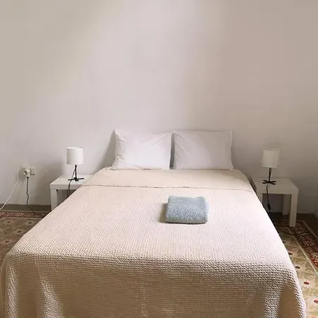 イン Comfortable In Historic Casa Quesada Shared House