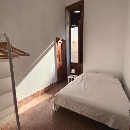 Comfortable In Historic Casa Quesada Shared House イン *