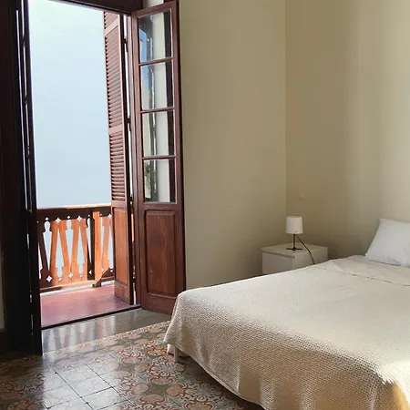 イン Comfortable In Historic Casa Quesada Shared House