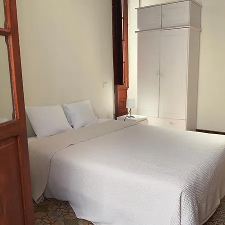 Comfortable In Historic Casa Quesada Shared House イン *
