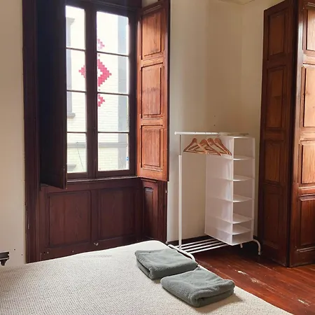 Comfortable In Historic Casa Quesada Shared House
