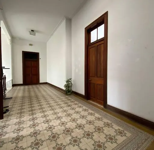 Comfortable In Historic Casa Quesada Shared House Penzion